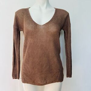 Aritzia Babaton Linen and Silk Light weight knit sweater